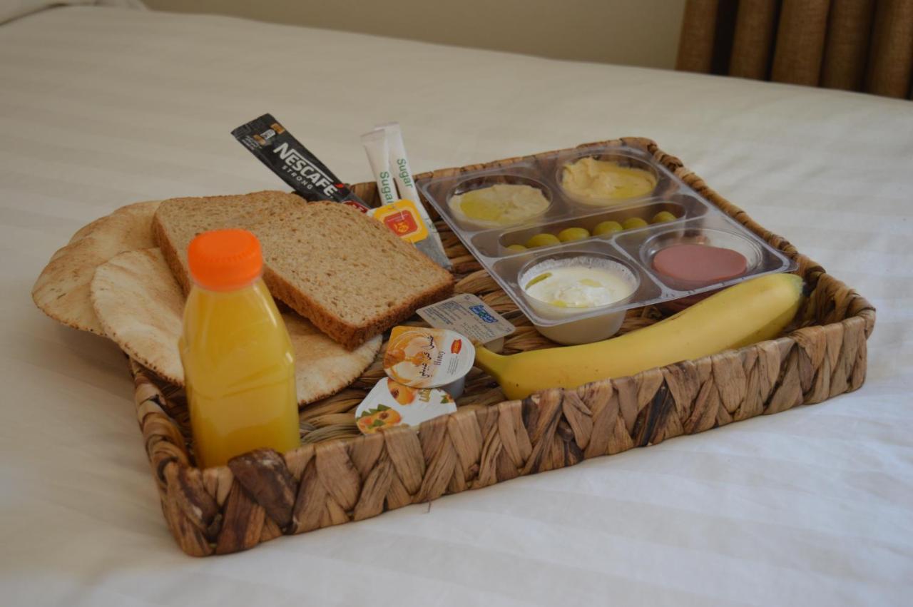 עקבה Seven7Days Hotel מראה חיצוני תמונה