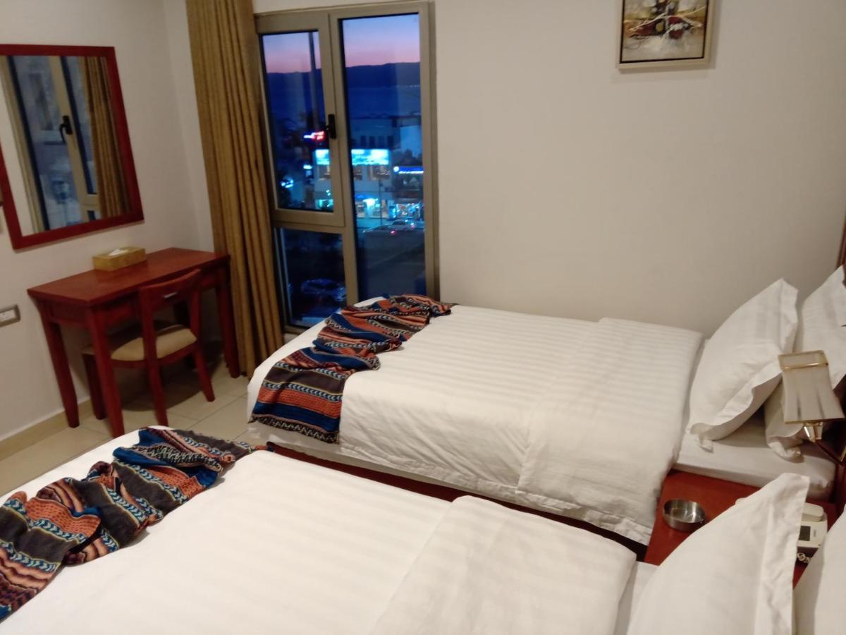 עקבה Seven7Days Hotel מראה חיצוני תמונה